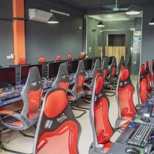 LẮP ĐẶT PHÒNG NET 20 MÁY