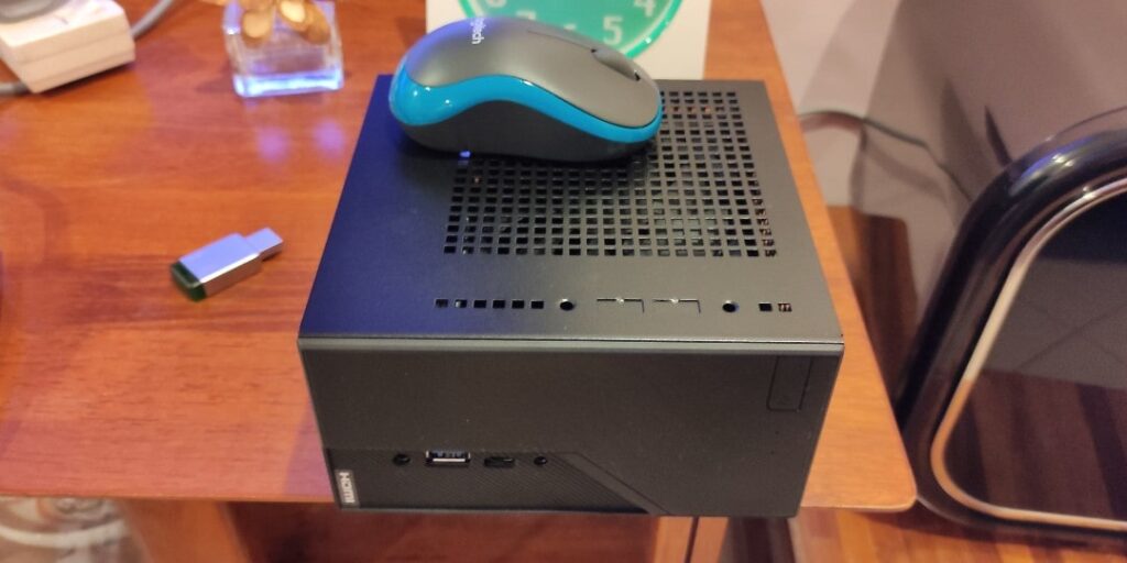 PC Mini X300 Ryzen 5 3400G | RAM 8GB | SSD 256GB PC Mini X300 Ryzen 5 3400G | RAM 8GB | SSD 256GB