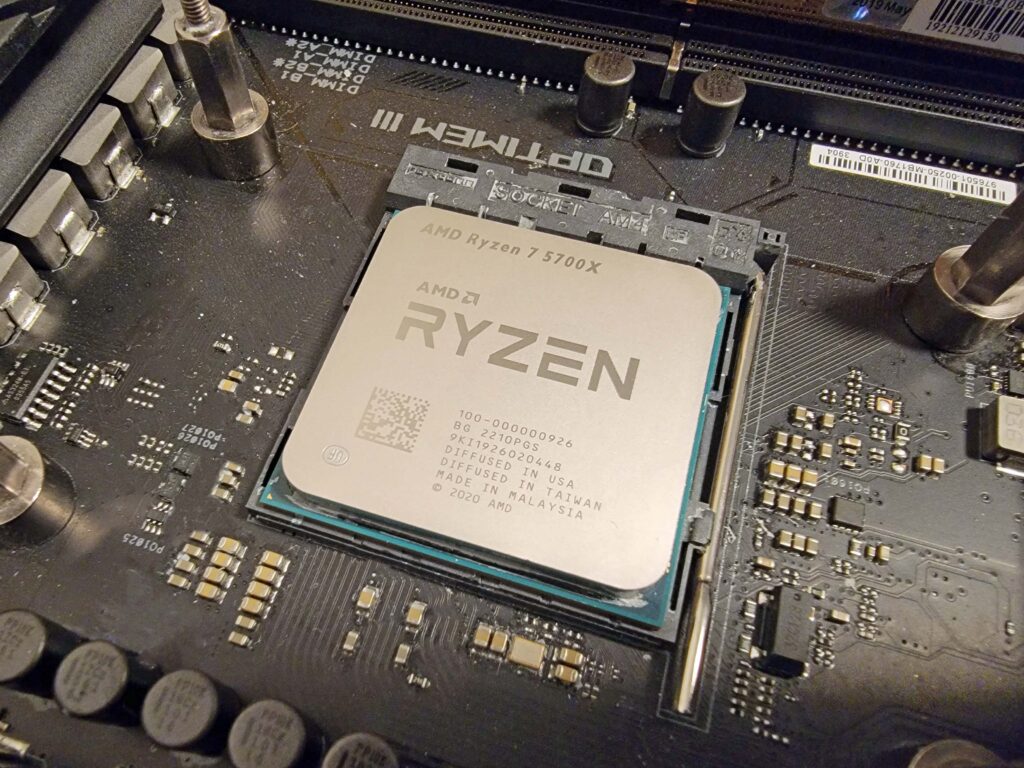 CPU AMD Ryzen 7 5700X CPU AMD Ryzen 7 5700X