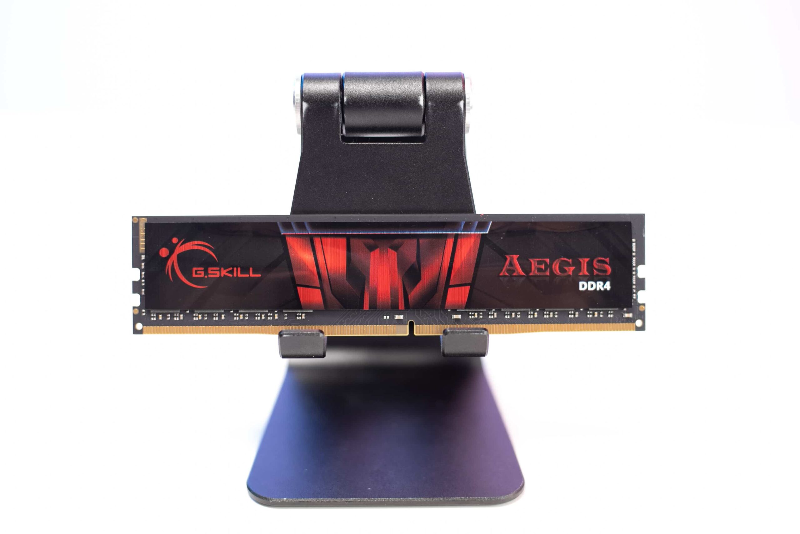Ram Gskill 8G DDR4 bus 3200 Ram Gskill 8G DDR4 bus 3200