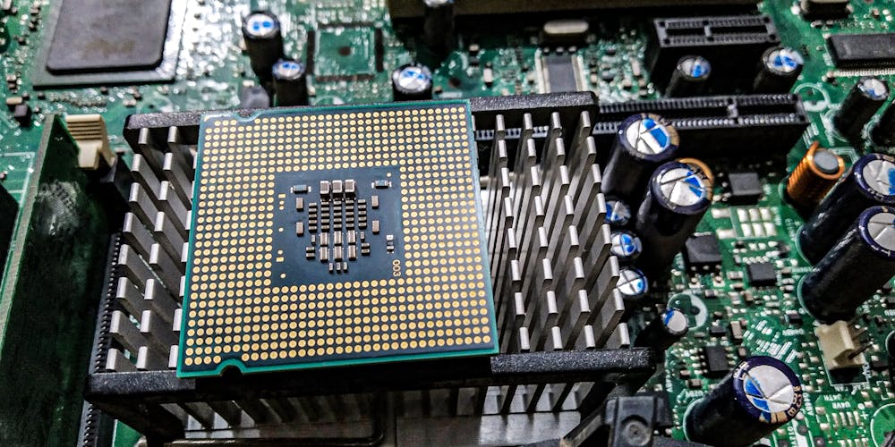 H1 So sánh tản nhiệt cũ vs mới khi CPU nóng 2 H1 So sánh tản nhiệt cũ vs mới khi CPU nóng