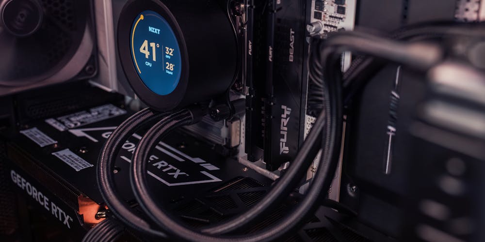 Khắc phục lỗi sau khi tháo lắp PC nhiều lần 1 Khắc phục lỗi sau khi tháo lắp PC nhiều lần