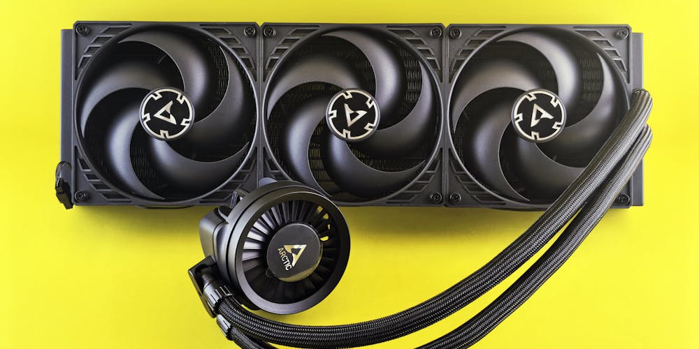 So sánh tản nhiệt Air Cooler vs Liquid Cooler cho CPU mạnh 1 So sánh tản nhiệt Air Cooler vs Liquid Cooler cho CPU mạnh